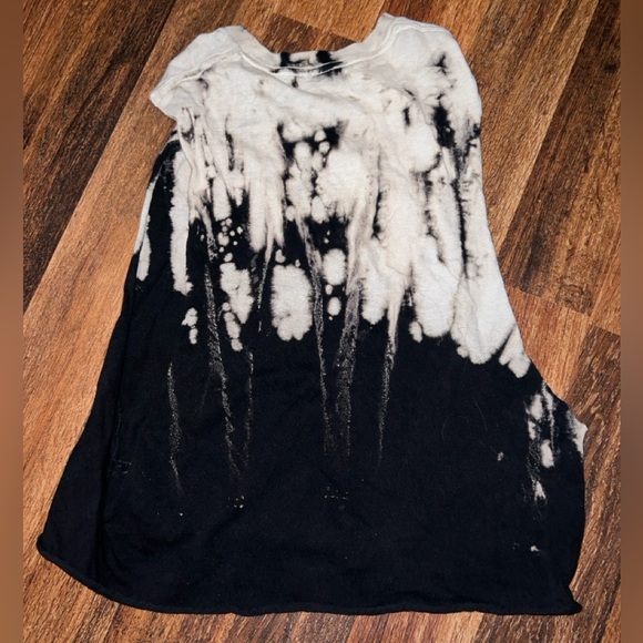 DARE Tank - Picture 2 of 2